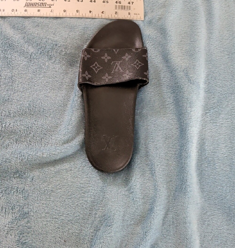 Louis Vuitton Black Monogram Slide Sandals LV - Picture 16 of 16